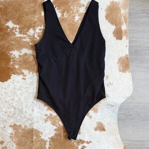 Vuori Dreamknit Halo V Neck Bodysuit